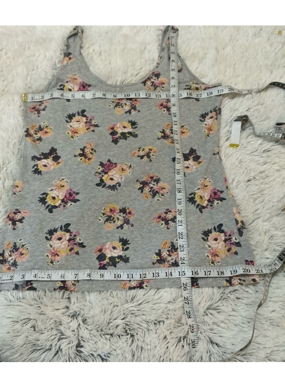 Maurices Tank Top Bundle (3) yellow, gold and patterned XL Casual - Picture 6 of 7